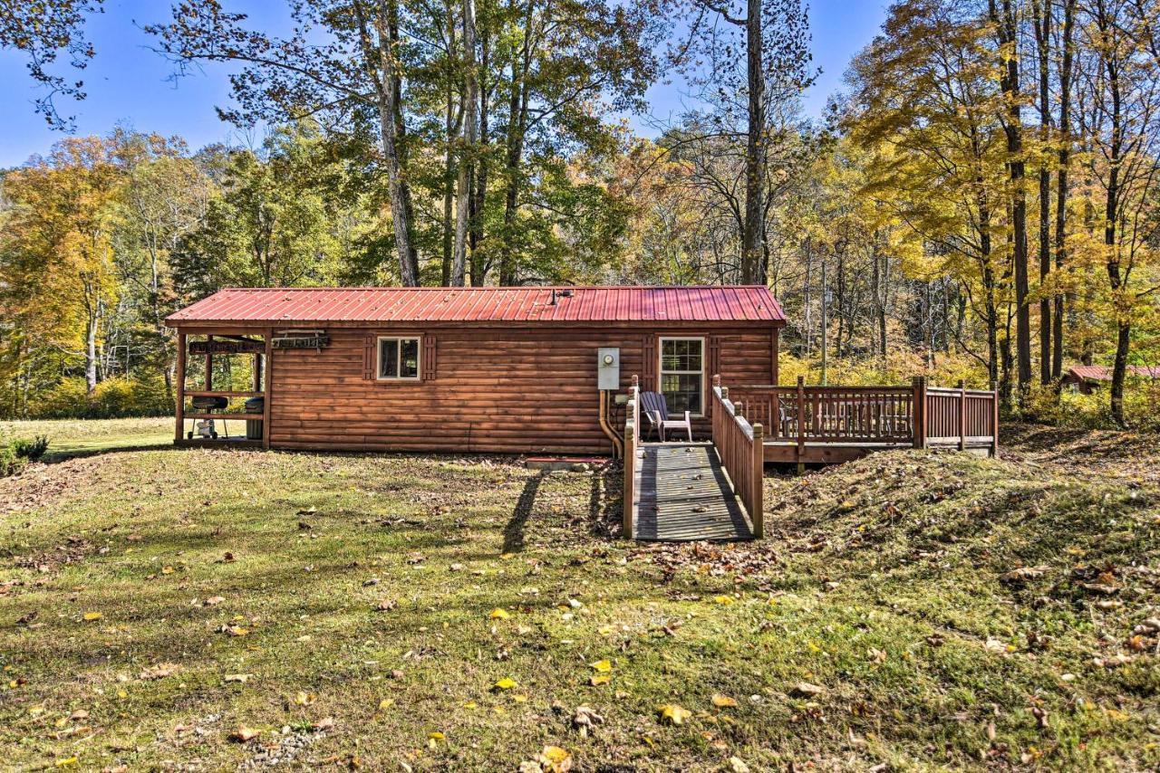 Rural Cabin Hideaway With Fire Pit And Mtn Views! Parsons Экстерьер фото